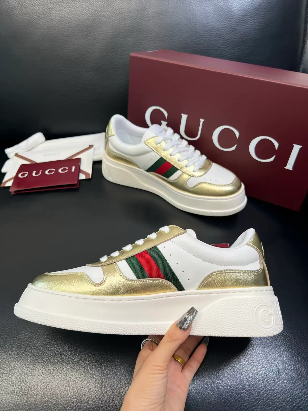 Men's Men's Shoes💰440【New Style】🎍🎍New Gucci Men's Shoes GUCCI [Lightning] The latest shoes are shipped. Original quality, fashionable, special materials, inner mesh, brand new packaging. The foot feels super comfortable and the workmanship is impeccable. Size: 38-45